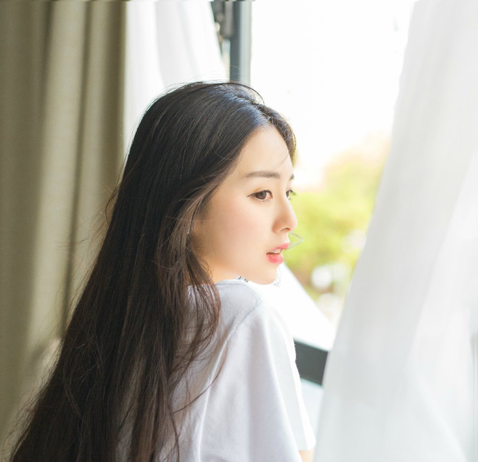 只是诸葛亮不可能亲自去做这种事，而身边，在诸葛亮看来，也唯有马谡无论智慧还是才干，都是最适合的人选，因此他准备让马谡去做这件事。